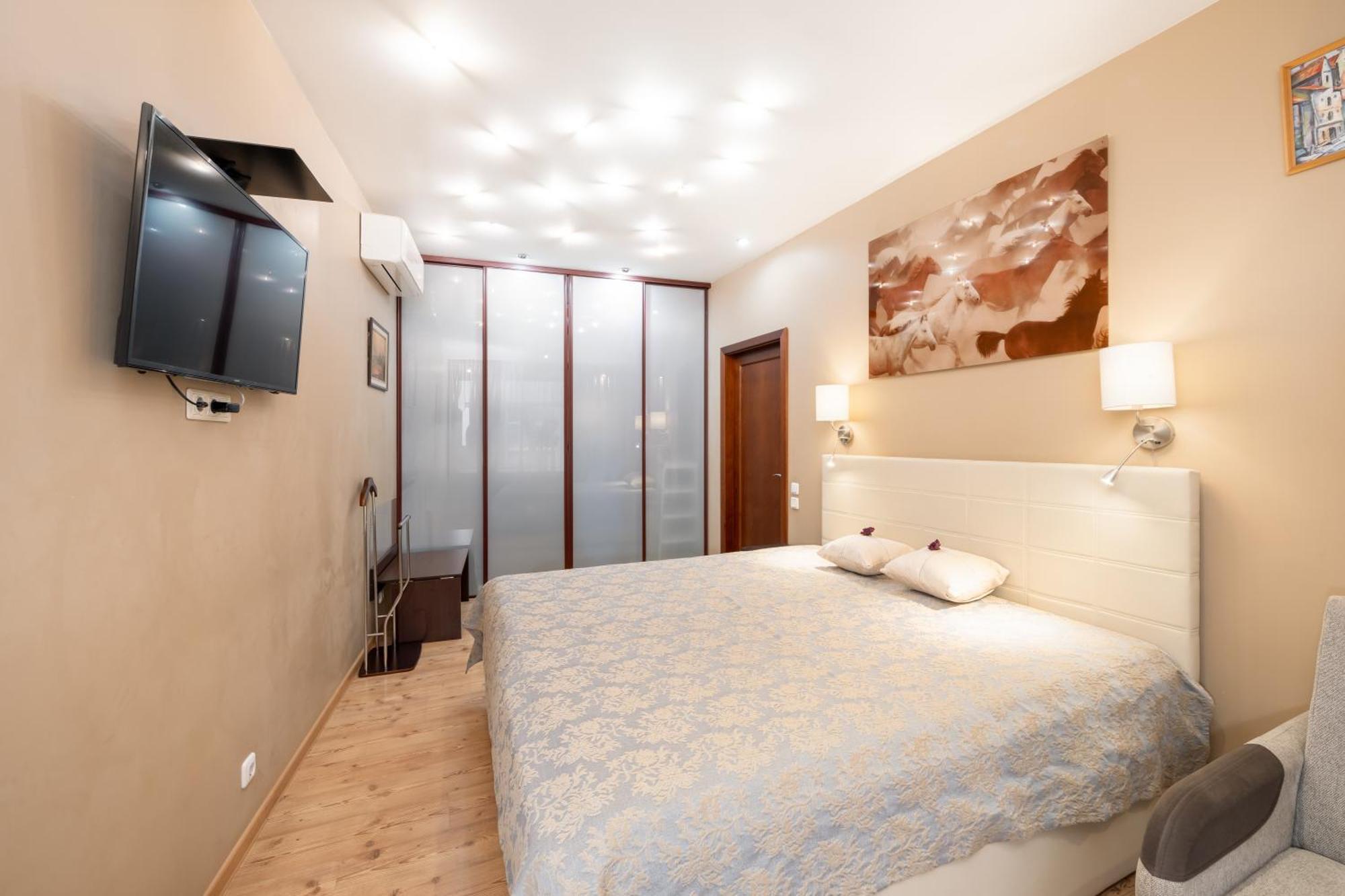 Апартаменты Baltic Amber In Diplomatic District & Free Parking Рига Экстерьер фото